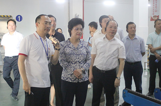 邢善萍，现任第二十届中央候补委员，陕西省委副书记、省委党校（陕西行政学院）校（院）长，中国延安干部学院第一副院长